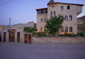 ShoeString Stone House