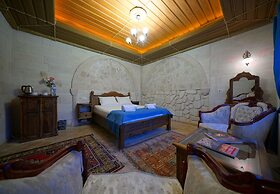 ShoeString Stone House