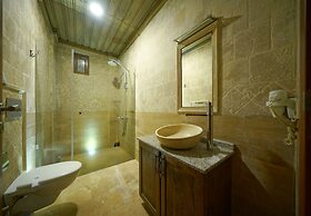 ShoeString Stone House