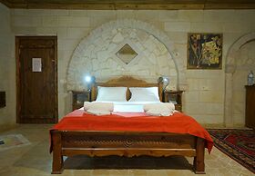 ShoeString Stone House