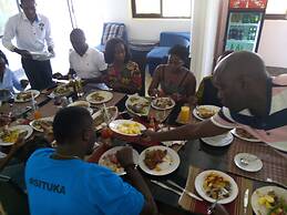 Mowicribs Hotel & Spa