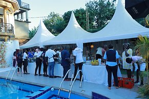 Mowicribs Hotel & Spa