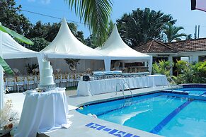 Mowicribs Hotel & Spa