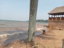 Mowicribs Hotel & Spa