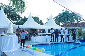 Mowicribs Hotel & Spa