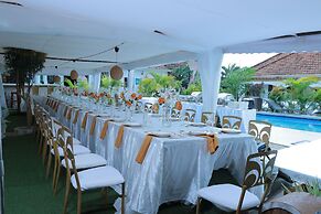 Mowicribs Hotel & Spa