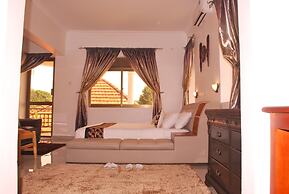 Mowicribs Hotel & Spa