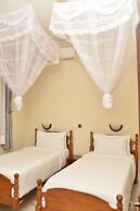 Mowicribs Hotel & Spa