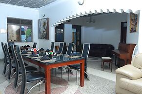 Mowicribs Hotel & Spa