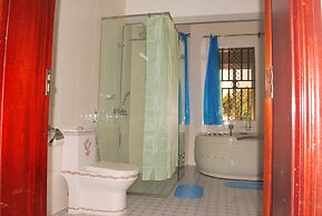 Mowicribs Hotel & Spa