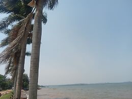 Mowicribs Hotel & Spa