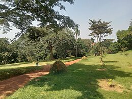 Mowicribs Hotel & Spa