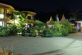 Mowicribs Hotel & Spa