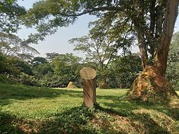 Mowicribs Hotel & Spa