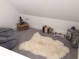 Central Windsor Apartments