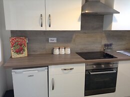 Central Windsor Apartments