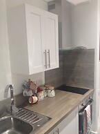 Central Windsor Apartments