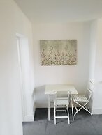 Central Windsor Apartments