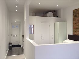 Central Windsor Apartments