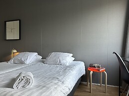 The Rooms Airport - 20Rooms