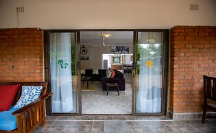 Dzimbahwe Guest Lodge