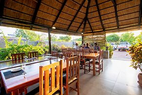 Dzimbahwe Guest Lodge