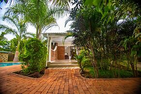 Dzimbahwe Guest Lodge