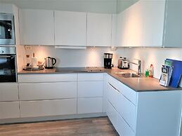 Seaside Downtown Apartment