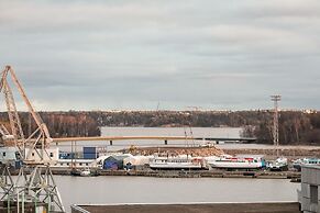 Seaside Downtown Apartment
