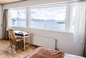 Lavik Fjord Hotell