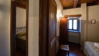Borgotufi Albergo Diffuso