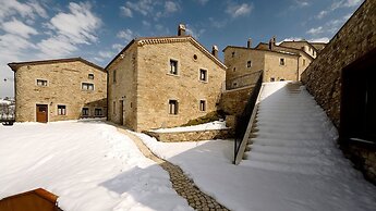 Borgotufi Albergo Diffuso