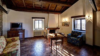 Borgotufi Albergo Diffuso