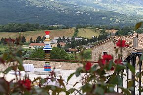 Borgotufi Albergo Diffuso