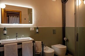 Borgotufi Albergo Diffuso