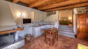 Borgotufi Albergo Diffuso