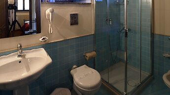 Borgotufi Albergo Diffuso