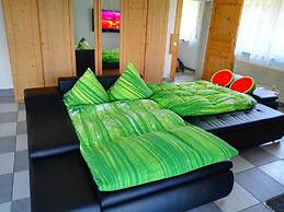 Ferienwohnungen nähe Badesee