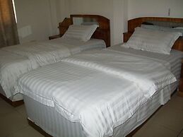 Ampomaah Hotel