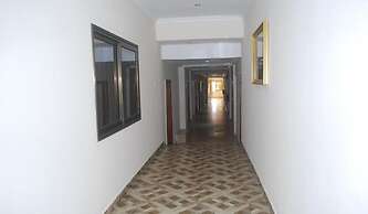 Ampomaah Hotel