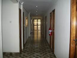Ampomaah Hotel