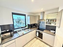 Hampton Suites Serviced Apartments