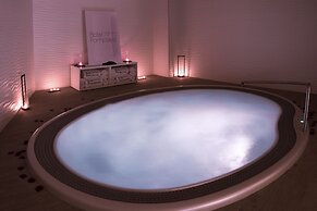 Hotel Pompaelo Urban Spa