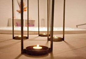 Hotel Pompaelo Urban Spa