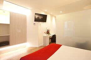 Hotel Pompaelo Urban Spa