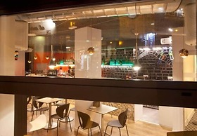 Hotel Pompaelo Urban Spa