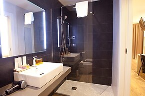 Hotel Pompaelo Urban Spa