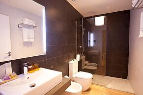 Hotel Pompaelo Urban Spa