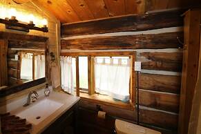 The Cabins at Historic Columbine