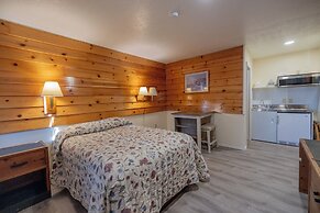 Captain's Choice Motel